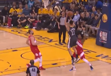 [视频]克莱复出首球，翻身跳投稳稳命中