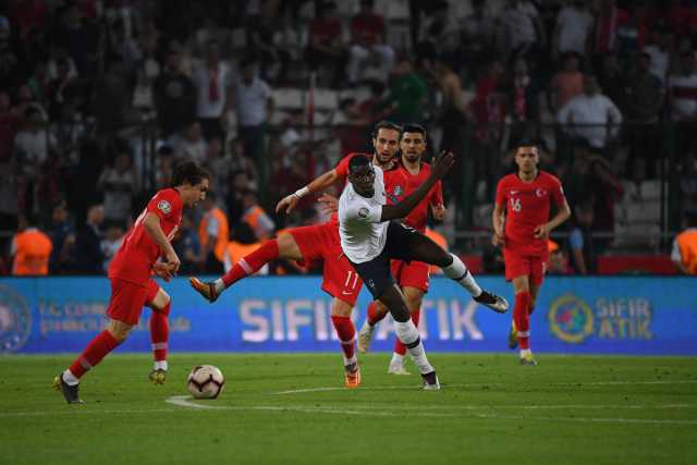 博格巴：记不清法国队上一次踢得那么差是什么时候了