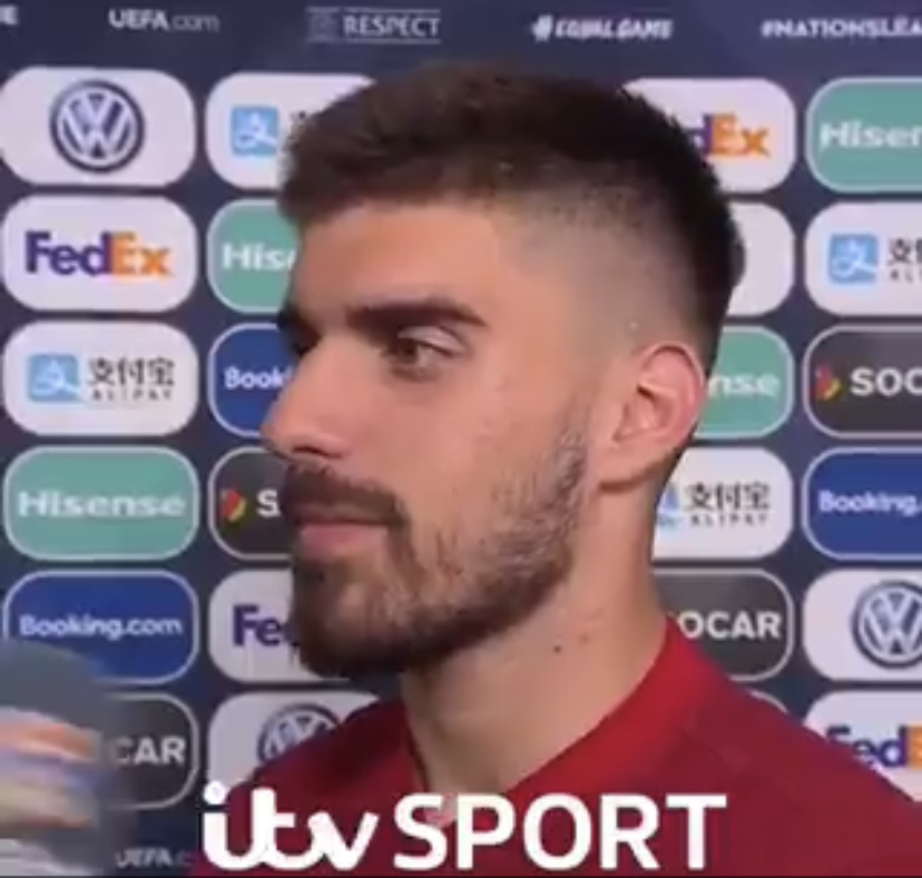 鲁本-内维斯：<a href=https://www.310bf.com/tags-C%E7%BD%97-0.html target=_blank class=infotextkey>C罗</a>是现役最佳，也是历史最佳球员