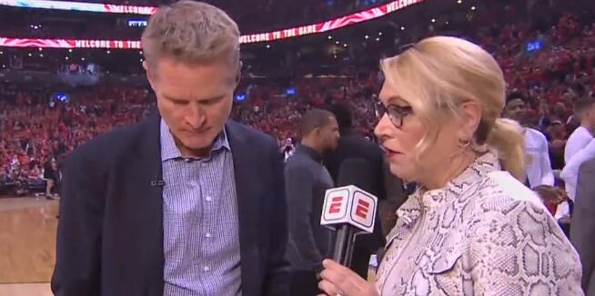 科尔：杜兰特表现不错，他完全改变了比赛