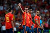 GIF：奥亚萨瓦尔抽射远角破门，西班牙3-0瑞典