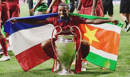 苏里南总统将亲自嘉奖维纳尔杜姆_虎扑足球