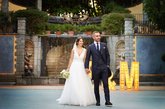多图流：发糖啦！西班牙人中场达德尔与女友马丁完婚