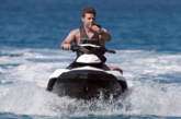 多图流：波切蒂诺悠闲度假，大玩摩托艇