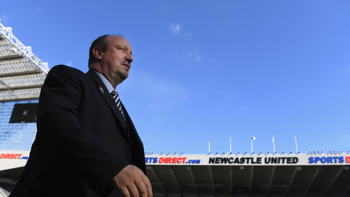 纽卡曾对贝尼特斯续约信心十足，因此完全没找备用教练