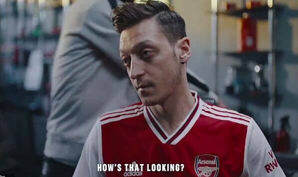 <a href=https://www.310bf.com/tags-%E9%98%BF%E6%A3%AE%E7%BA%B3-0.html target=_blank class=infotextkey>阿森纳</a>新赛季主场球衣预告片：牵手阿迪，经典三条纹