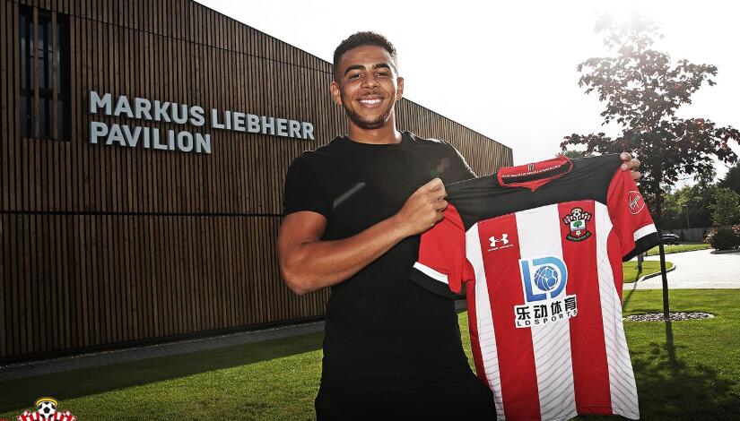 官方：伯明翰前锋亚当斯加盟南安普顿