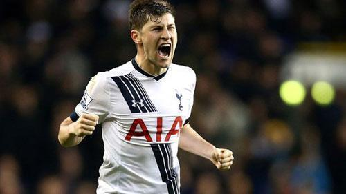 电讯报：热刺正与本-戴维斯商谈续约，双方预计续约5年