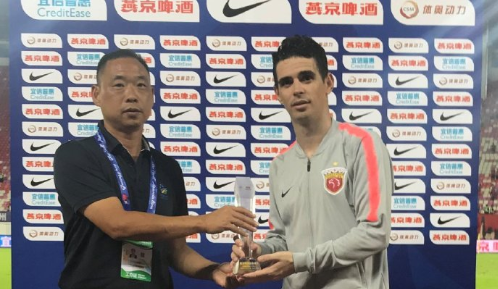 进球锁定胜局,奥斯卡当选上港恒大一役最佳球员