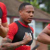 官方：利物浦右后卫克莱因十字韧带受伤，将长期缺阵