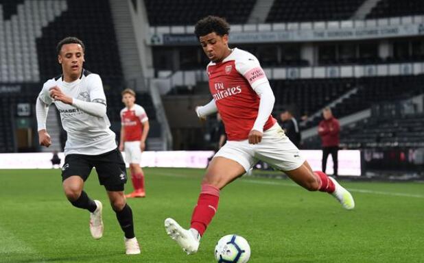 镜报：<a href=https://www.310bf.com/tags-%E9%98%BF%E6%A3%AE%E7%BA%B3-0.html target=_blank class=infotextkey>阿森纳</a>18岁新星阿米奇将加盟汉堡，并无回购条款