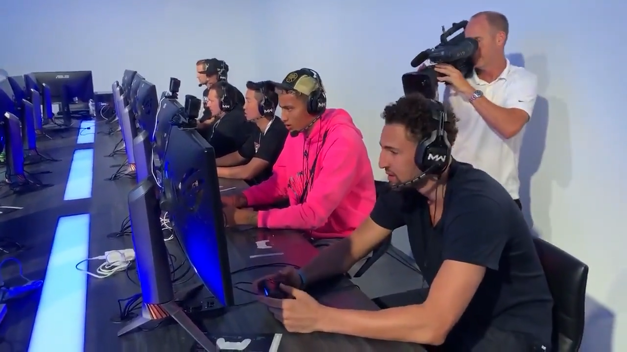 克莱-汤普森：我认为库兹马将成为湖人的第三位巨星