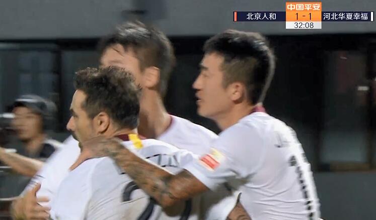GIF:马斯切拉诺造点拉维奇命中,人和1-1中原幸运