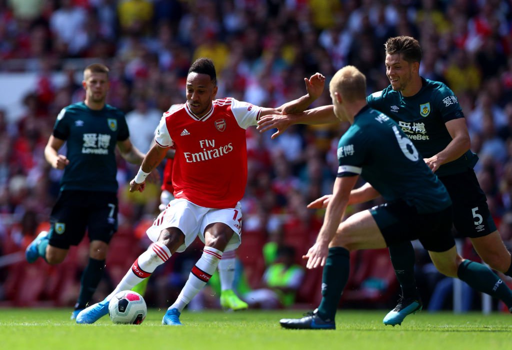 打的就是你！四度对阵伯恩利，奥巴梅扬已进7球