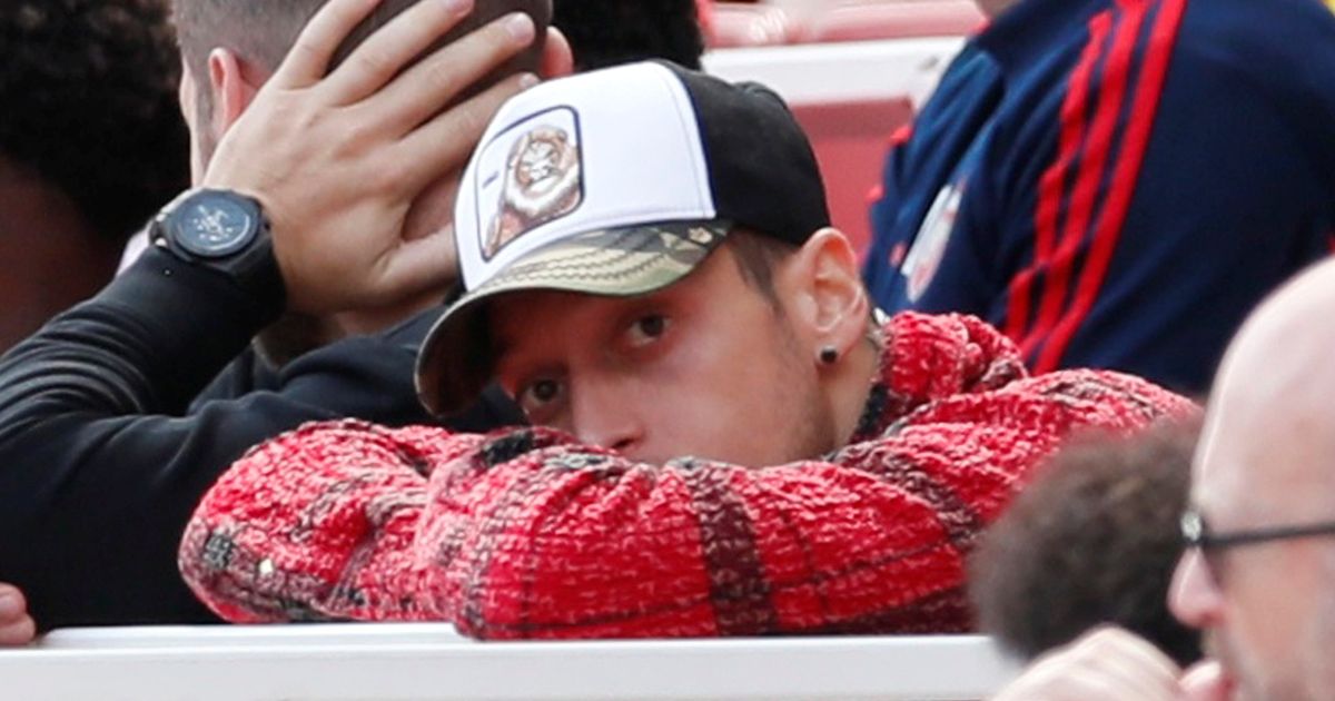 镜报：再次落选<a href=https://www.310bf.com/tags-%E9%98%BF%E6%A3%AE%E7%BA%B3-0.html target=_blank class=infotextkey>阿森纳</a>大名单，厄齐尔在枪手未来成疑