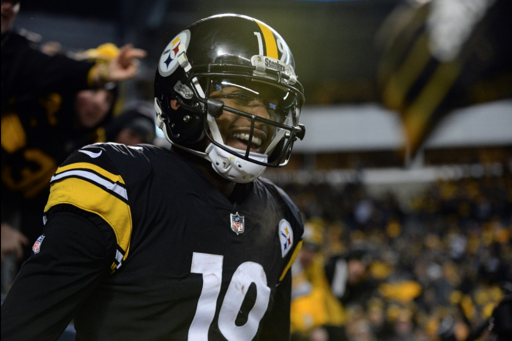 姓名:juju smith-schuster 球队位置:钢人,外接手 出生年月:1996/11