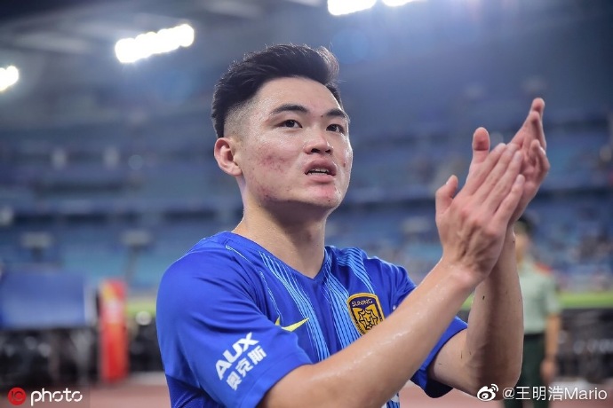 热身赛:特谢拉破门黄紫昌双响,苏宁6-0中南珂缔缘