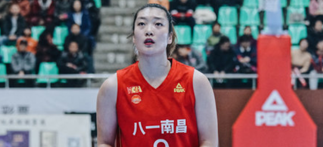 李梦晒詹姆斯照片:幸运和欢喜是生活给的奖赏