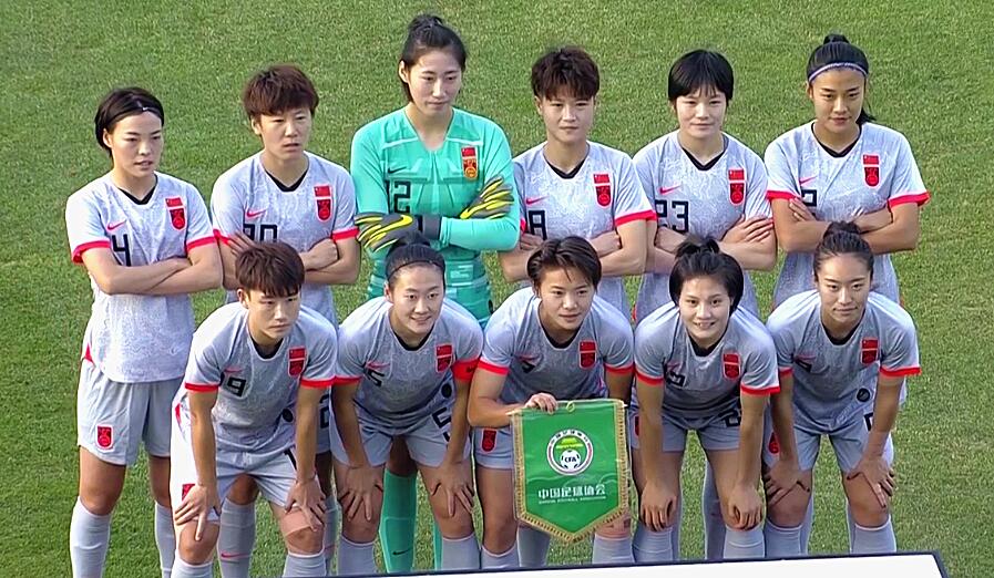 女足东亚杯：杨丽中柱刘杉杉造险，中国0-0韩国