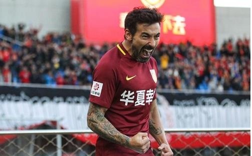 [流言板]官方:前河北华夏幸福,巴黎球员拉维奇正式宣布退役