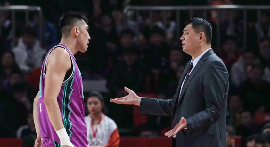 巩晓彬:进攻打得还可以,防守稍微的松懈