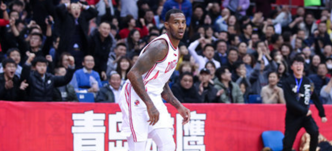 亚当斯CBA生涯得分超张劲松和焦健,升至历史第34位