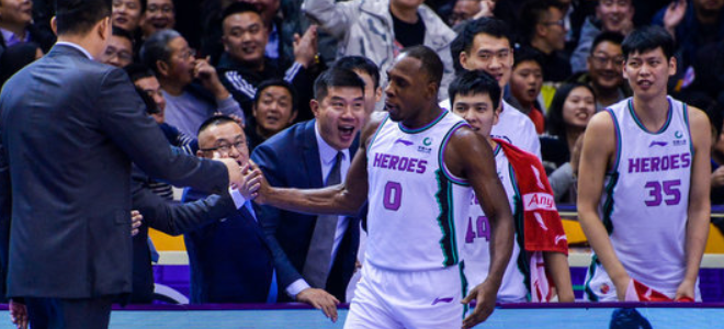 不走阻截 ,哈德森砍下35 13 11率队大胜福建