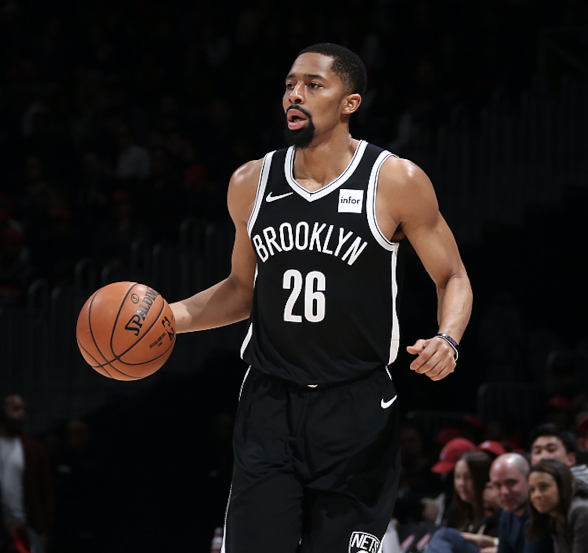 苦战憾负!丁威迪全场23投9中,砍下全队最高26分6助攻