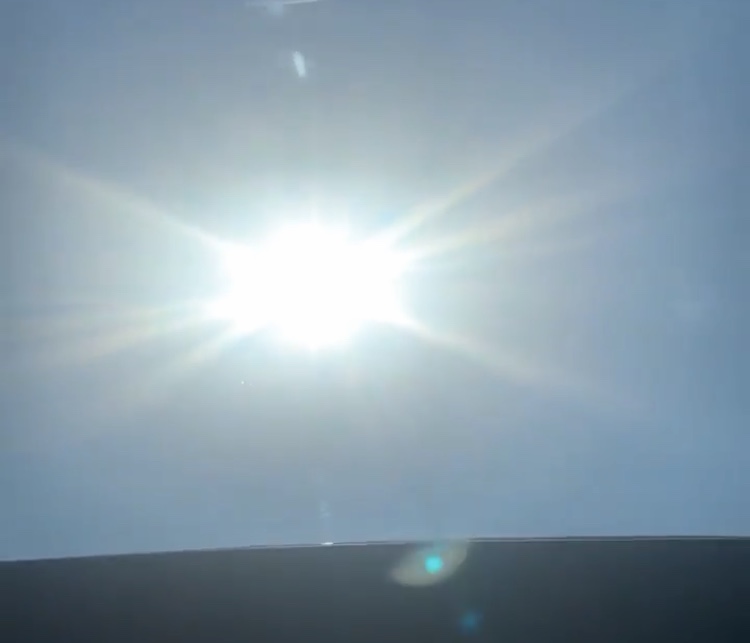 詹姆斯拍攝太陽緬懷科比：我看到你了，曼巴 運動 第1張