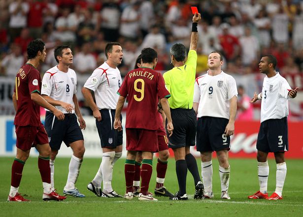 鲁尼回忆06世界杯：那张红牌使我和C罗的关系更紧密了