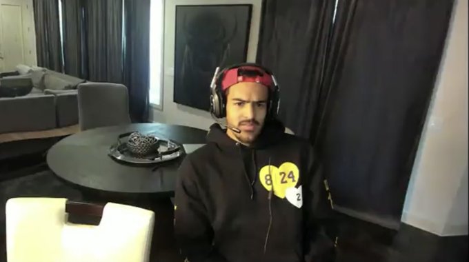 特雷-杨选择湖人队来出战本场2K锦标赛