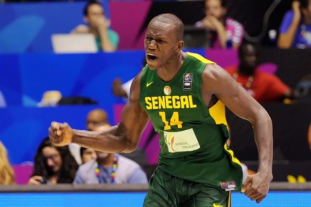 吉昂谈自己基金会援助祖国：帮助同胞是我的重大责任