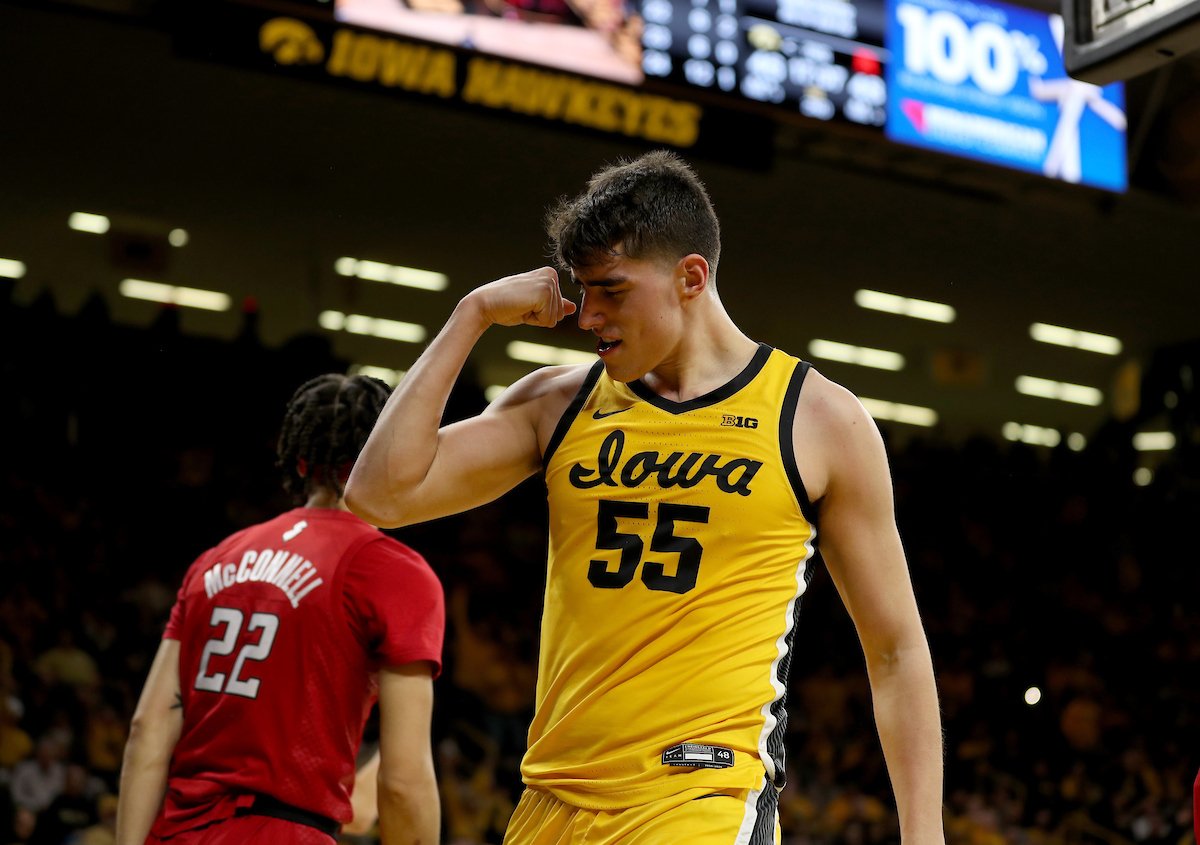 爱荷华大学场均近24+10大前锋Luka Garza宣布参选