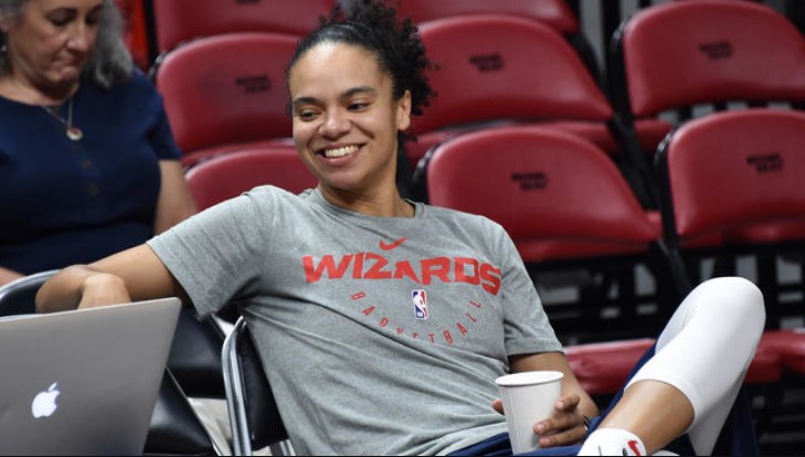 奇才女助教：布鲁克斯教练于我亦师亦友，从他那学到了很多