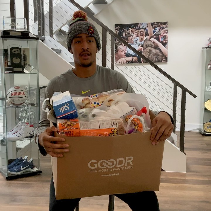 支援社区,科林斯参与筹建食品供应店,为困难家庭送餐