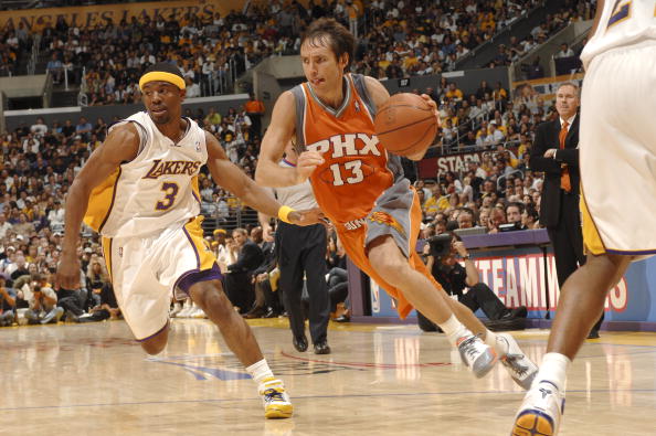 历史上的今天：纳什季后赛送出职业生涯最高的23次助攻