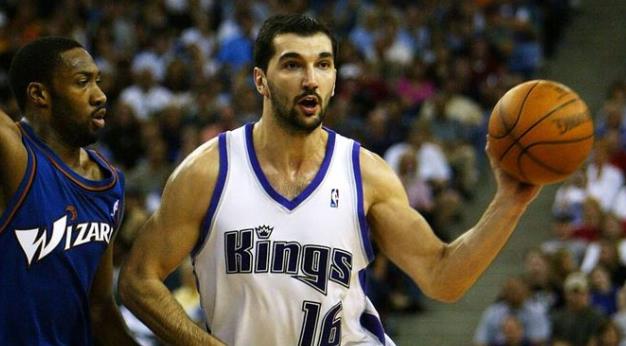 斯托亚科维奇卖掉萨克拉门托豪宅，成交价345.5万美元