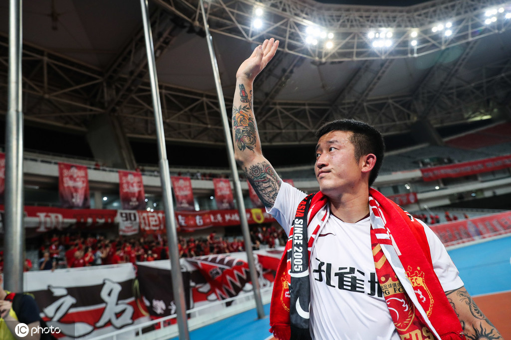 记者:姜至鹏抵达深圳加盟只等官宣,将身披深足21号球衣