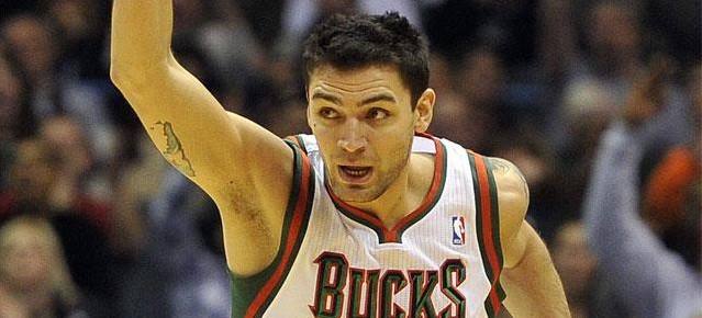 德尔菲诺加盟意大利篮球甲级联赛俱乐部VL Pesaro