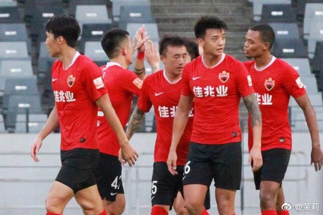 热身:普雷西亚多、成源破门,深足1-1战平中甲泰州