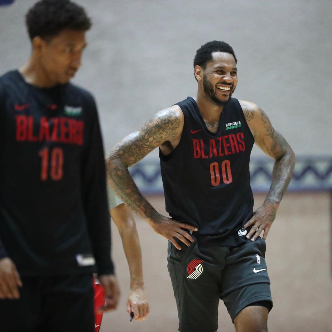 秣兵历马，开拓者发布球队今日训练图集