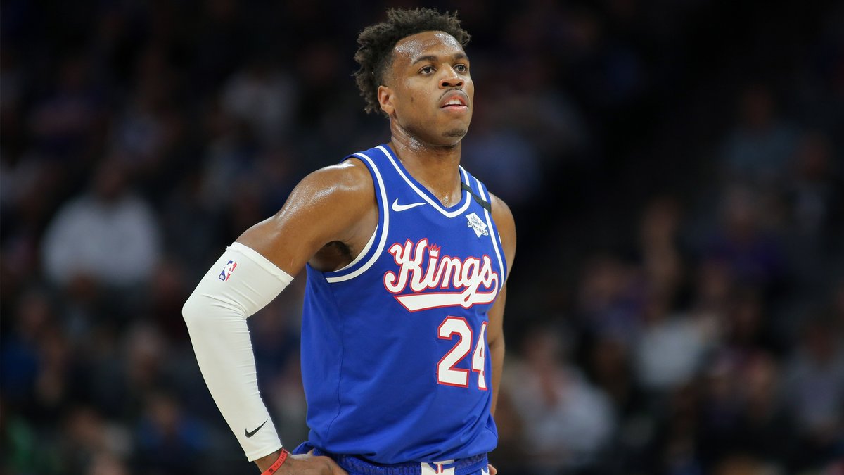 帕克和希尔德恢复训练，但没有进行有身体对抗的训练