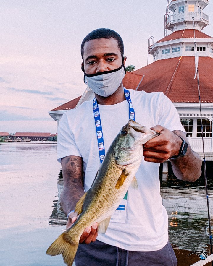 魔术晒加里-克拉克钓鱼收获：今日最大的一条