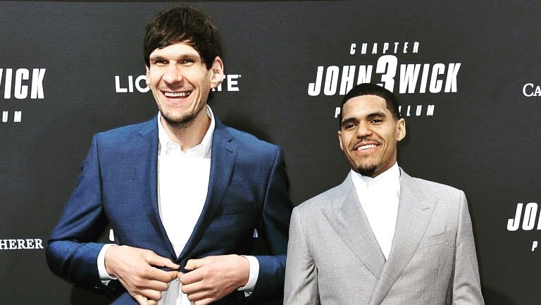 马里亚诺维奇：让我们热烈祝贺我兄弟哈里斯生日快乐