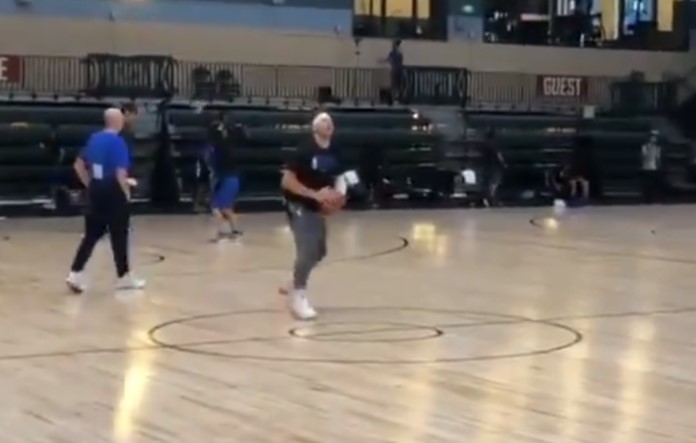 这都能进？东契奇LOGO SHOT超高弧度击地空心入网