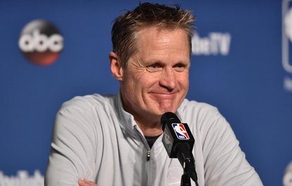 卡斯比分享科尔暖心故事：季中带以色列癌症患儿参观训练