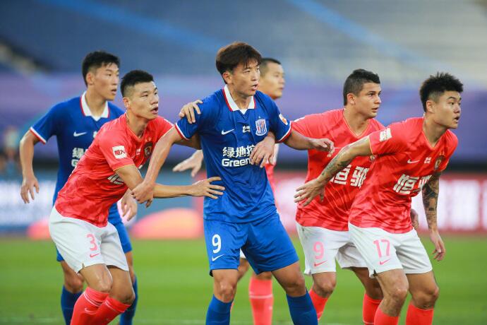 另类超级杯！恒大2-0击败申花，收获“冠军”