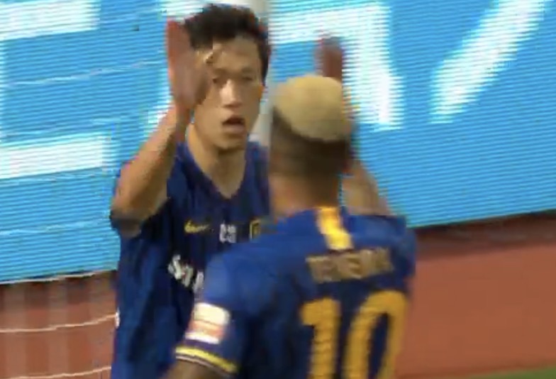 GIF：特谢拉助攻，谢鹏飞低射扳回一城！建业2-1苏宁