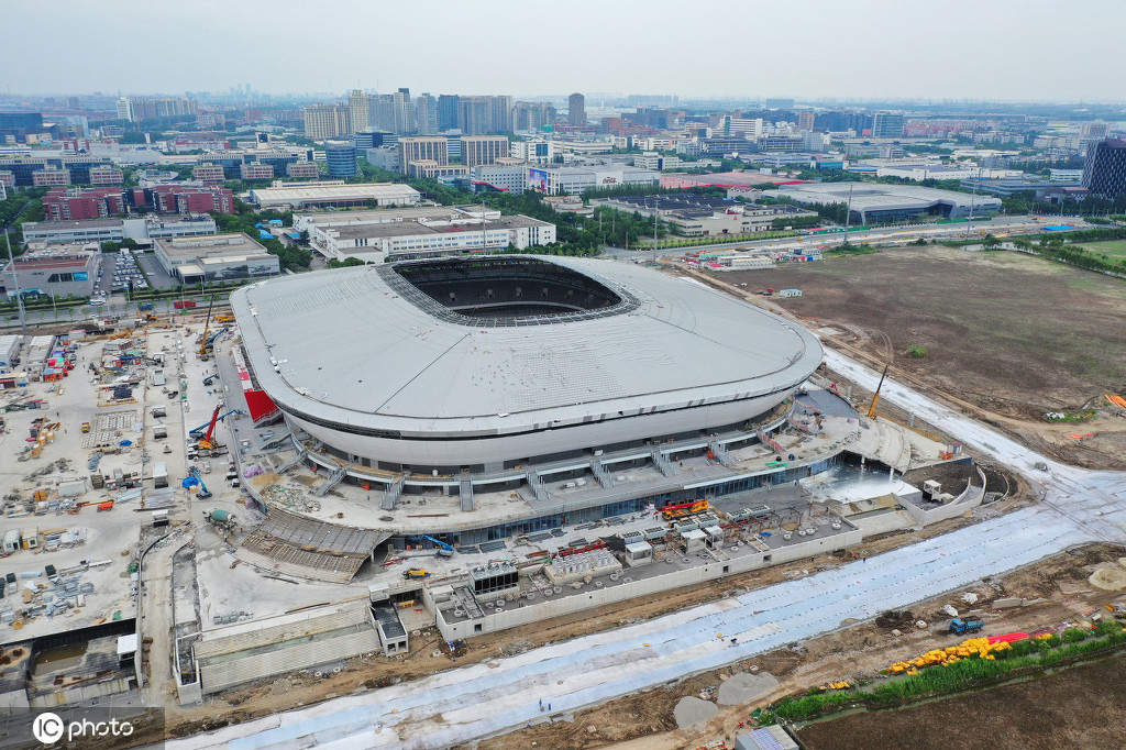 多图流：浦东足球场“白瓷碗”已露真容，竣工日期临近