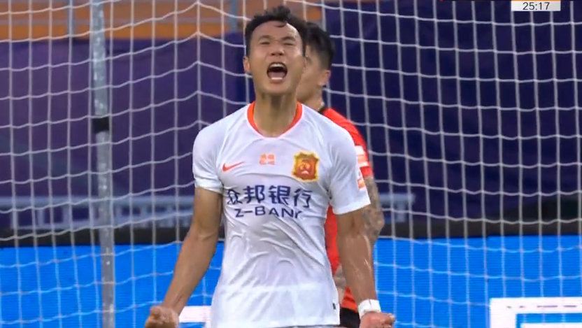 GIF：张成林甩头破门！上港0-1卓尔